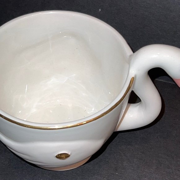 Swan shaped mug with gold details-NWOT - Picture 4 of 8